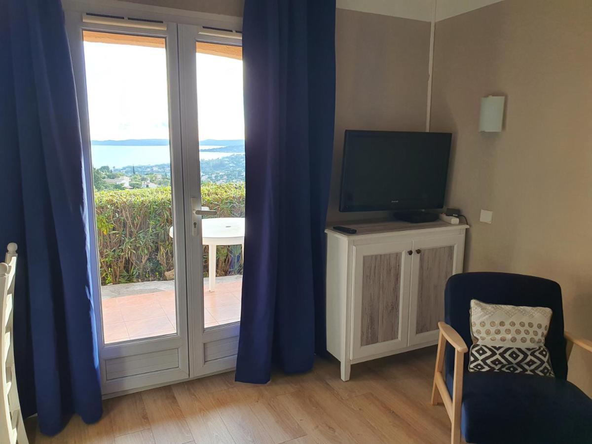 Les Issambres Appart 6 Pers Grande Terrasse Superbe Vue Mer Et Golfe De Saint Tropez, Piscine Exteriér fotografie